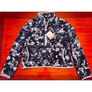 *Brand New(NWTs)North Face Glacier Crop Woman’s Med. MSRP:$131.Amazon Sold Out!